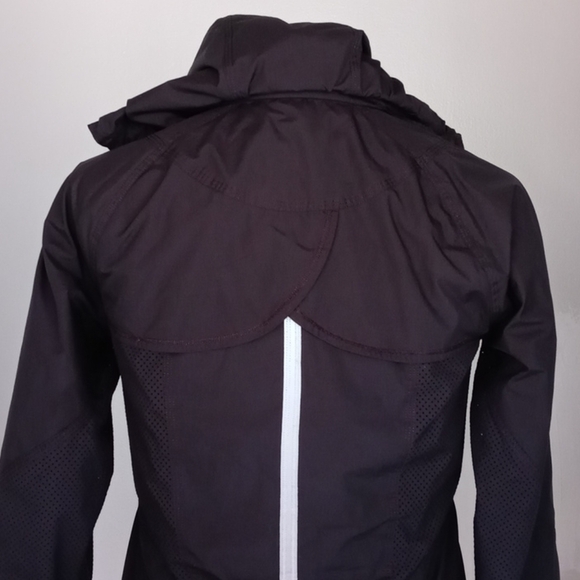 Lululemon Athletica Lightweight Jacket Sz 4 - Picture 8 of 14